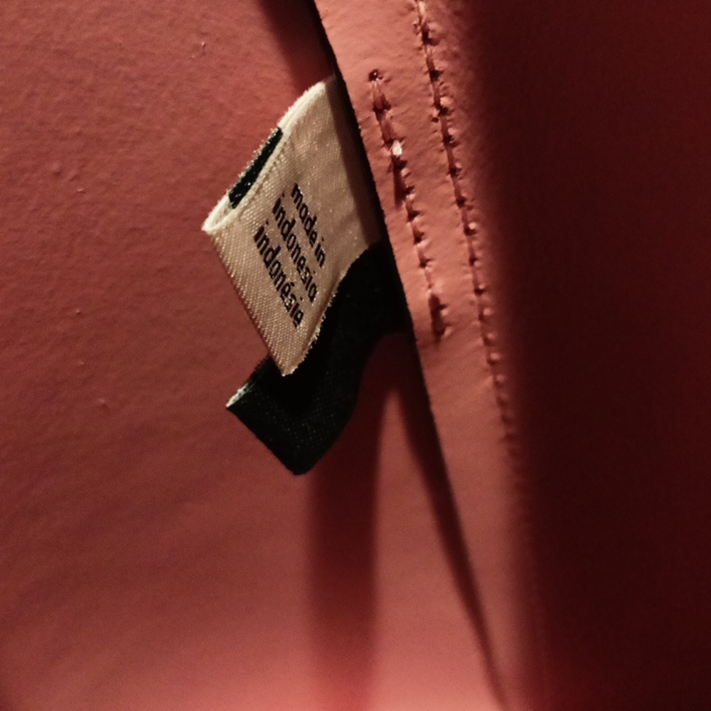 Kate Spade Adel Tote Bag Beige with Pink Interior like New with matching wallet! - Picture 6 of 10
